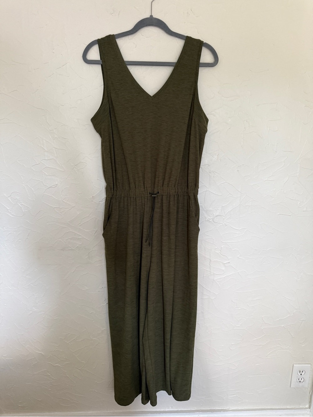 Old navy Active Breath On Jumpsuit Size Large Green